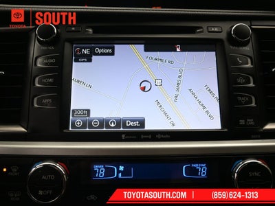 2017 Toyota Highlander SE