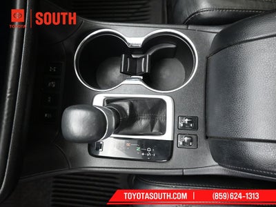 2017 Toyota Highlander SE