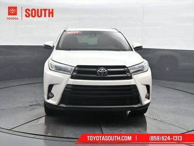2017 Toyota Highlander SE