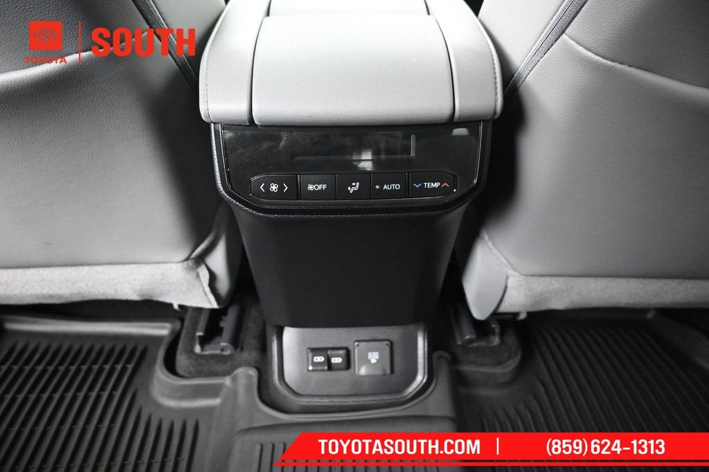2025 Toyota Highlander Limited