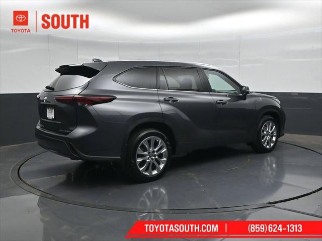 2025 Toyota Highlander Limited