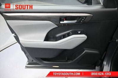 2025 Toyota Highlander Limited