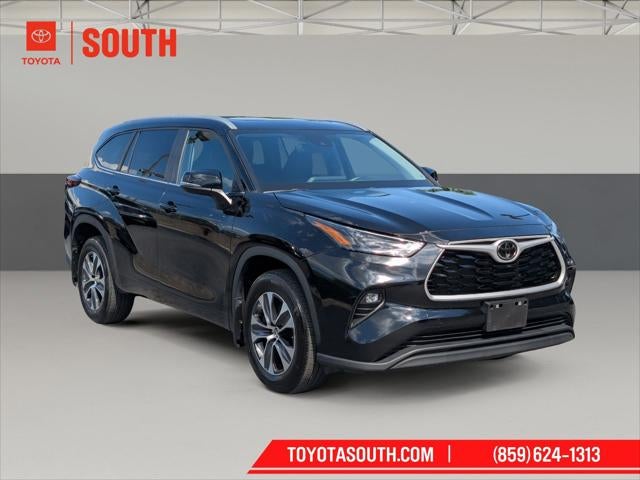 2025 Toyota Highlander XLE