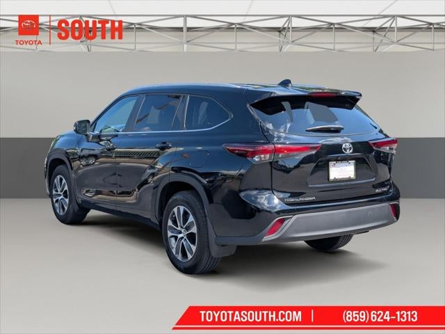 2025 Toyota Highlander XLE