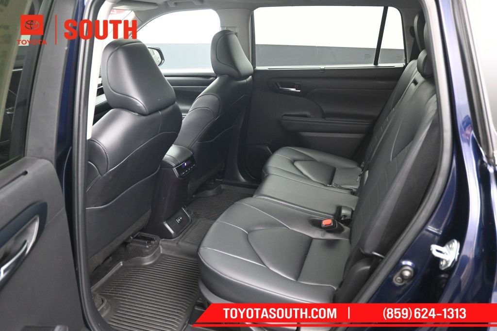 2024 Toyota Highlander XLE