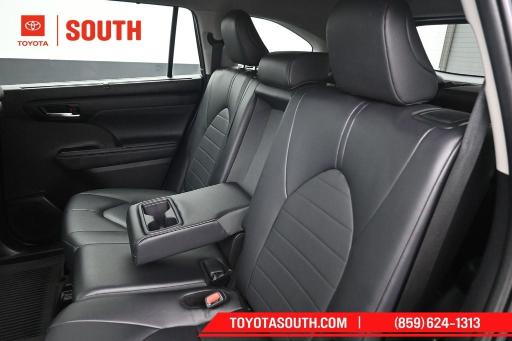 2024 Toyota Highlander XLE
