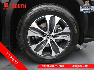 2024 Toyota Highlander XLE