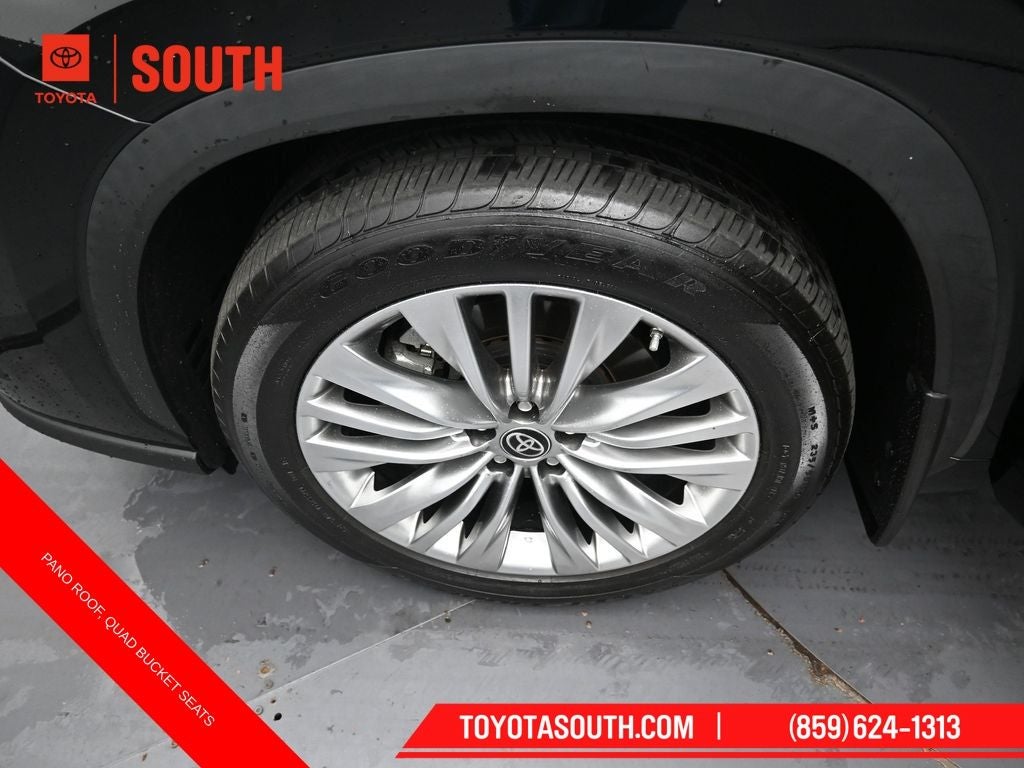 2024 Toyota Highlander Platinum
