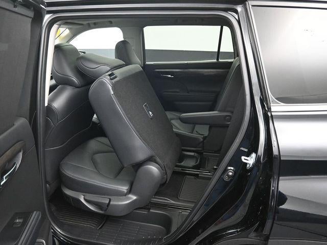 2024 Toyota Highlander Platinum