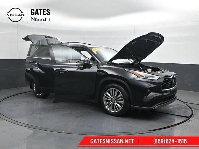 2024 Toyota Highlander Platinum