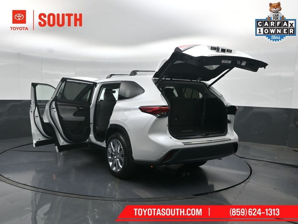 2023 Toyota Highlander Hybrid Limited