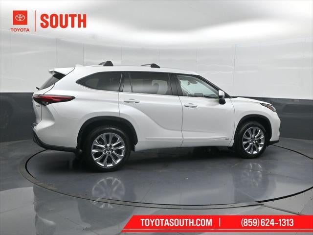 2023 Toyota Highlander Hybrid Limited