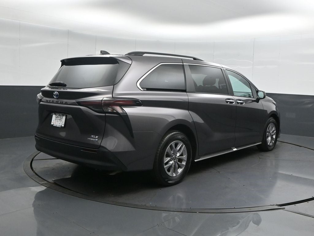 2023 Toyota Sienna XLE 7 Passenger