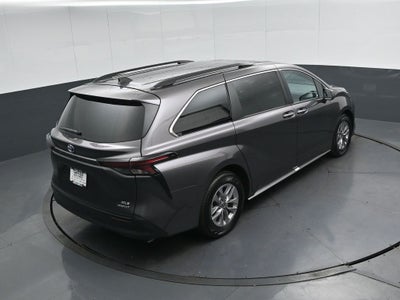 2023 Toyota Sienna XLE 7 Passenger