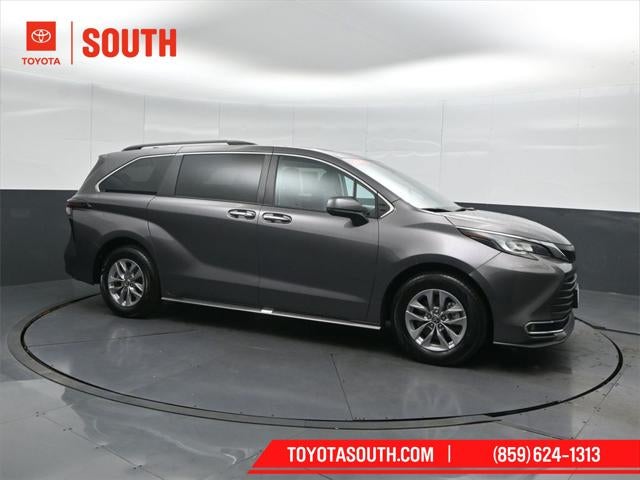 2023 Toyota Sienna XLE 7 Passenger