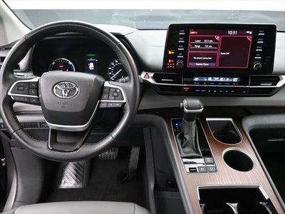 2023 Toyota Sienna XLE 7 Passenger