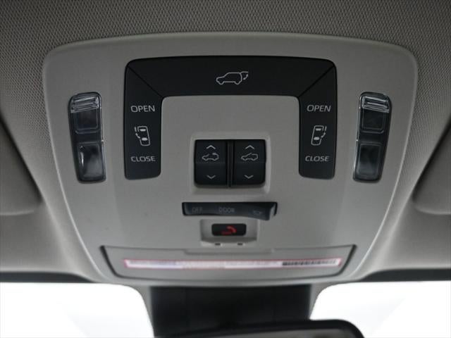 2023 Toyota Sienna XLE 7 Passenger