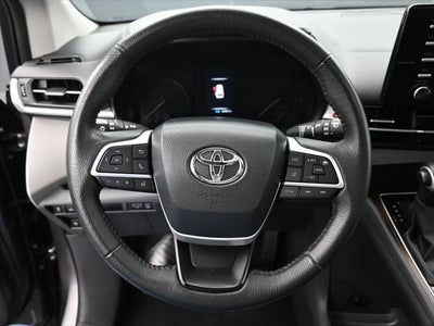 2023 Toyota Sienna XLE 7 Passenger