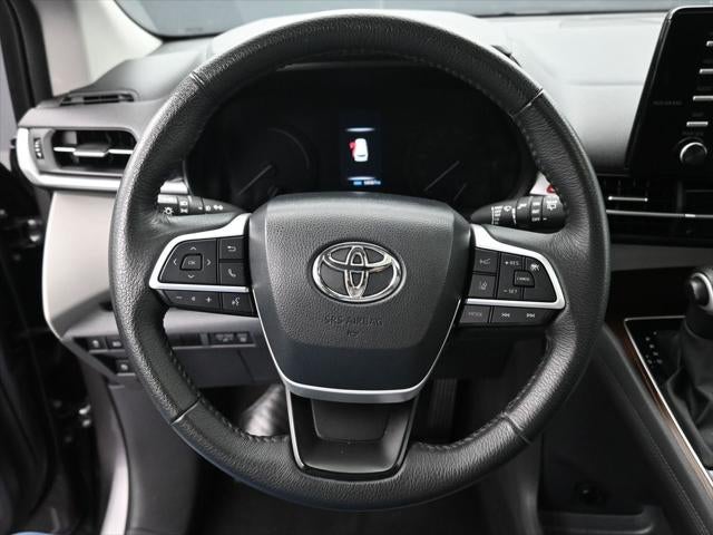2023 Toyota Sienna XLE 7 Passenger