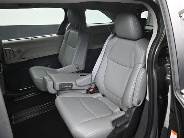 2023 Toyota Sienna XLE 7 Passenger