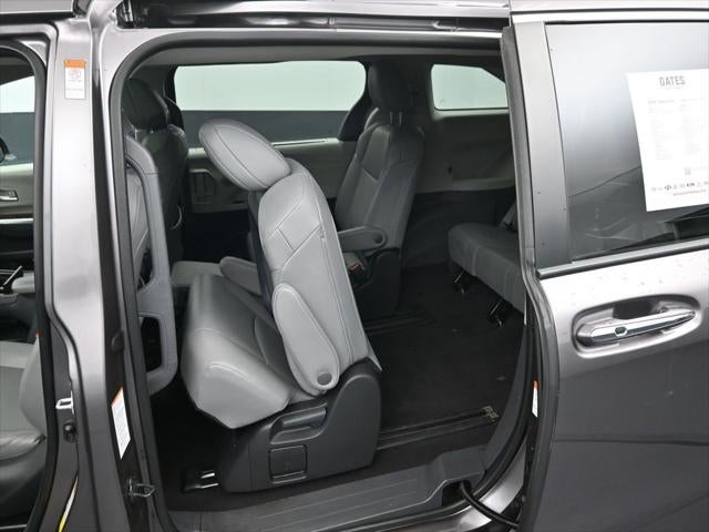 2023 Toyota Sienna XLE 7 Passenger