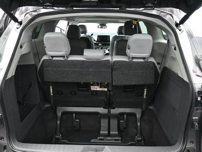 2023 Toyota Sienna XLE 7 Passenger