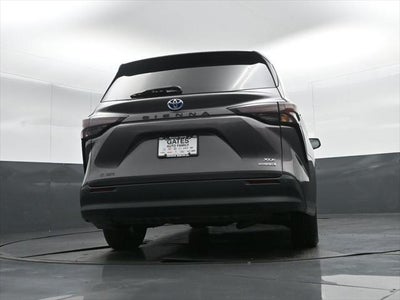 2023 Toyota Sienna XLE 7 Passenger