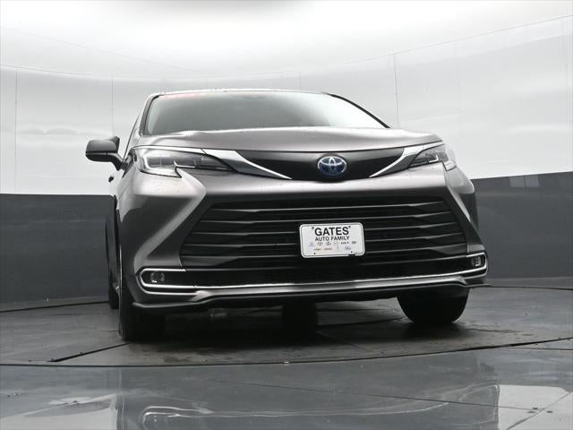 2023 Toyota Sienna XLE 7 Passenger