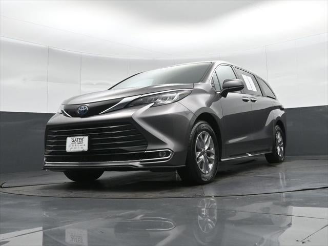 2023 Toyota Sienna XLE 7 Passenger