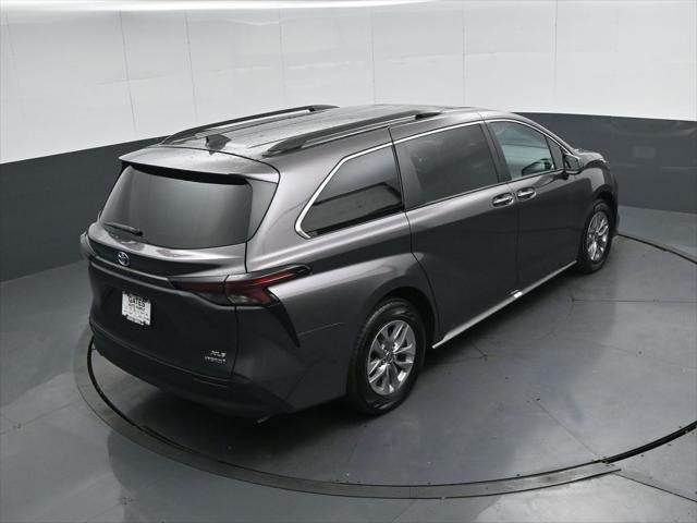 2023 Toyota Sienna XLE 7 Passenger