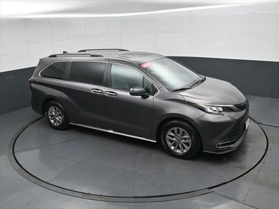 2023 Toyota Sienna XLE 7 Passenger