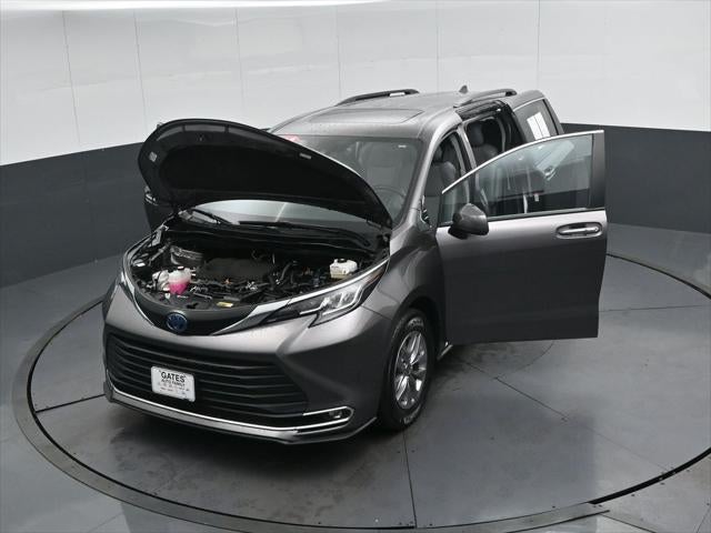 2023 Toyota Sienna XLE 7 Passenger