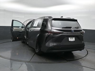 2023 Toyota Sienna XLE 7 Passenger