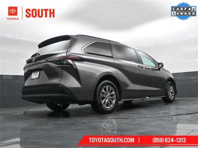 2023 Toyota Sienna XLE 7 Passenger