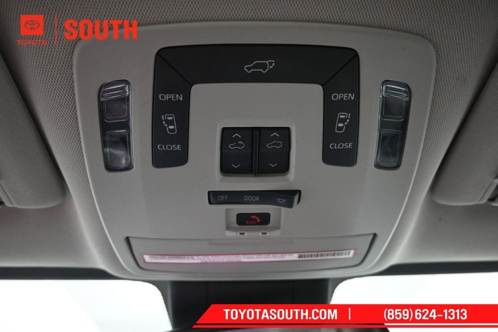 2021 Toyota Sienna XLE 7 Passenger