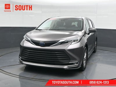 2021 Toyota Sienna XLE 7 Passenger