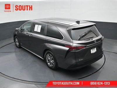 2021 Toyota Sienna XLE 7 Passenger