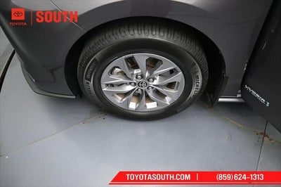 2021 Toyota Sienna XLE 7 Passenger