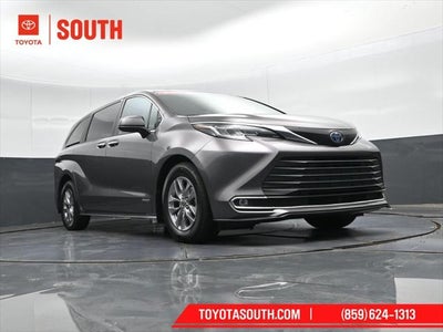 2021 Toyota Sienna XLE 7 Passenger