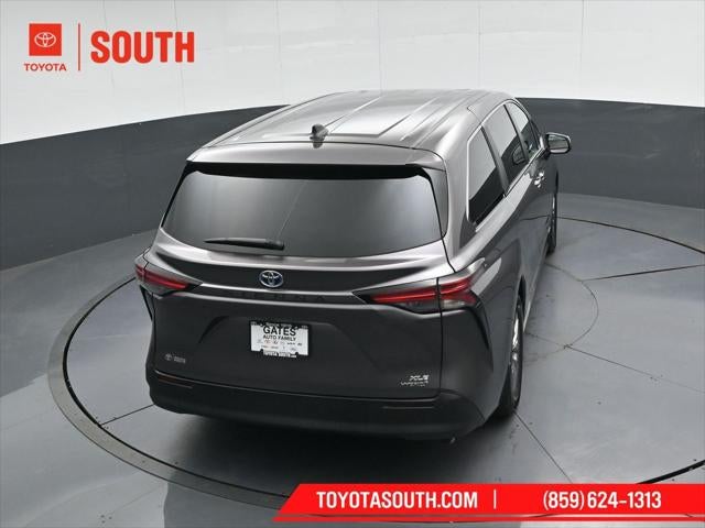 2021 Toyota Sienna XLE 7 Passenger
