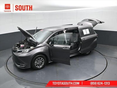 2021 Toyota Sienna XLE 7 Passenger
