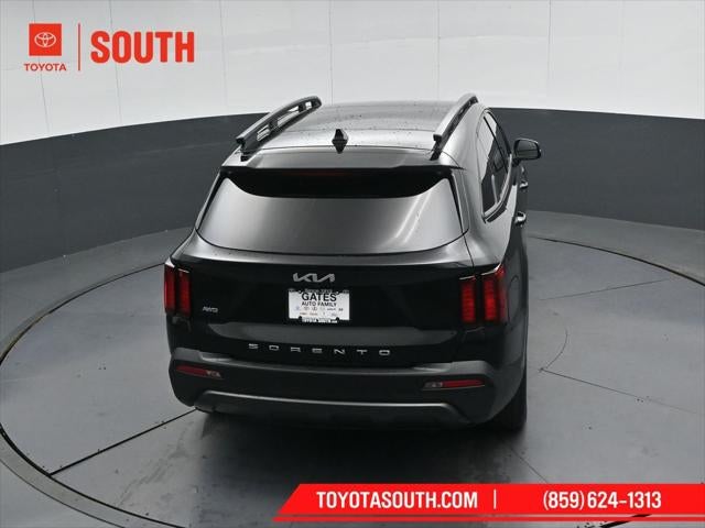 2022 Kia Sorento S