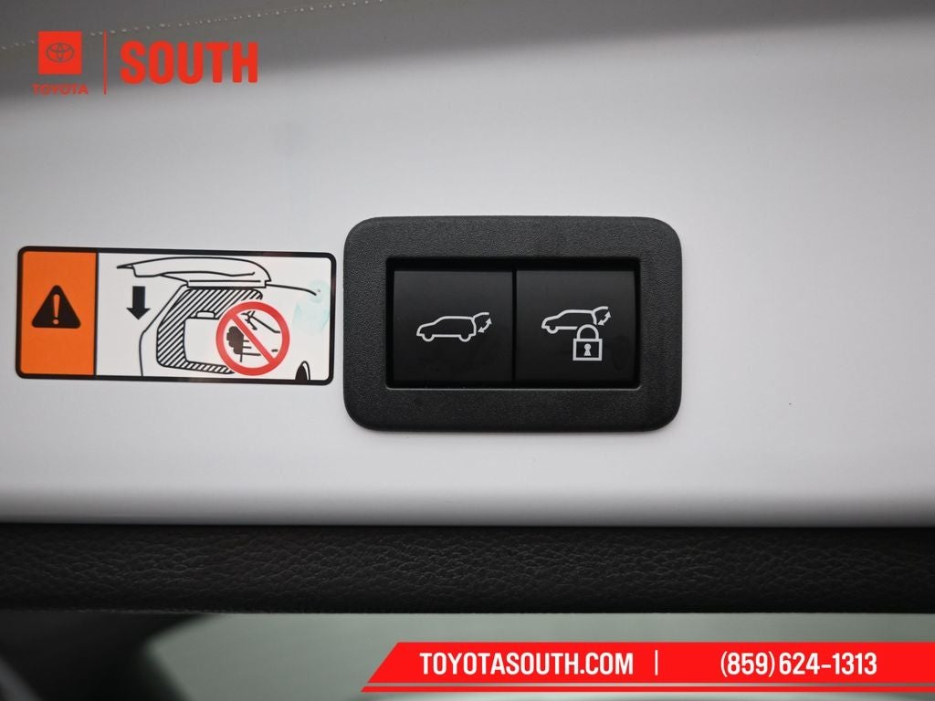 2026 Toyota Corolla Cross Hybrid XSE