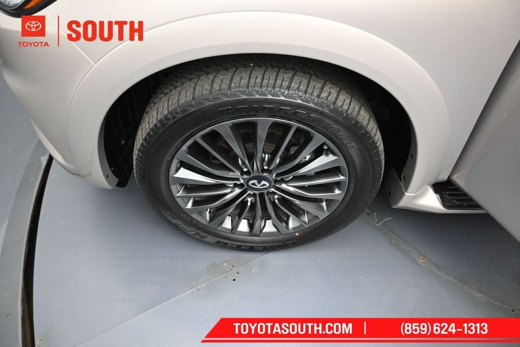 2024 INFINITI QX80 Sensory