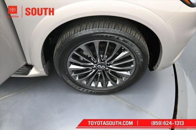 2024 INFINITI QX80 Sensory