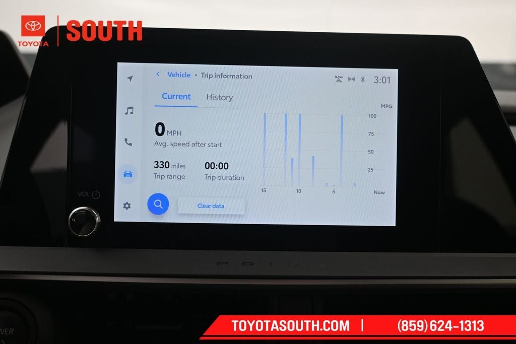 2025 Toyota Prius LE
