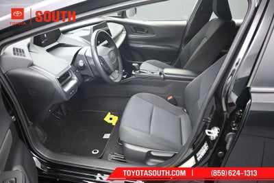 2025 Toyota Prius LE