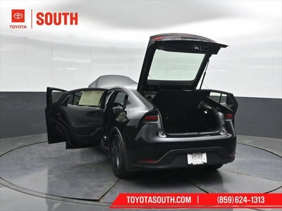 2025 Toyota Prius LE