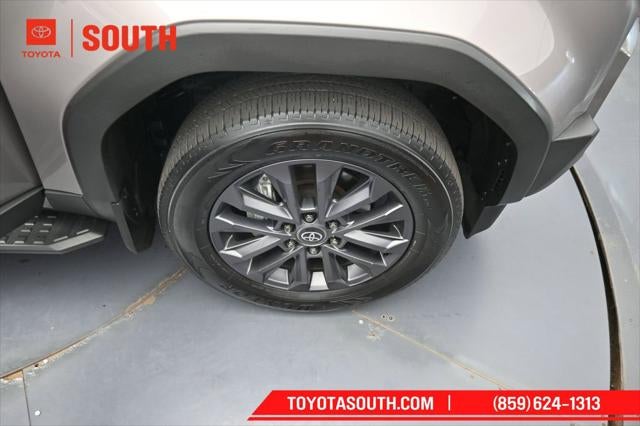 2026 Toyota Land Cruiser Base