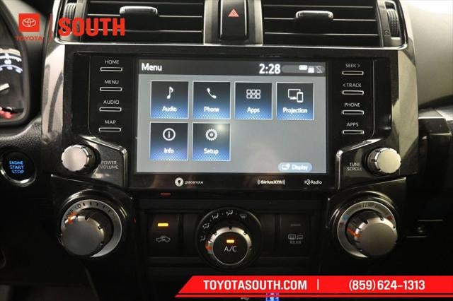 2022 Toyota 4Runner TRD Off-Road